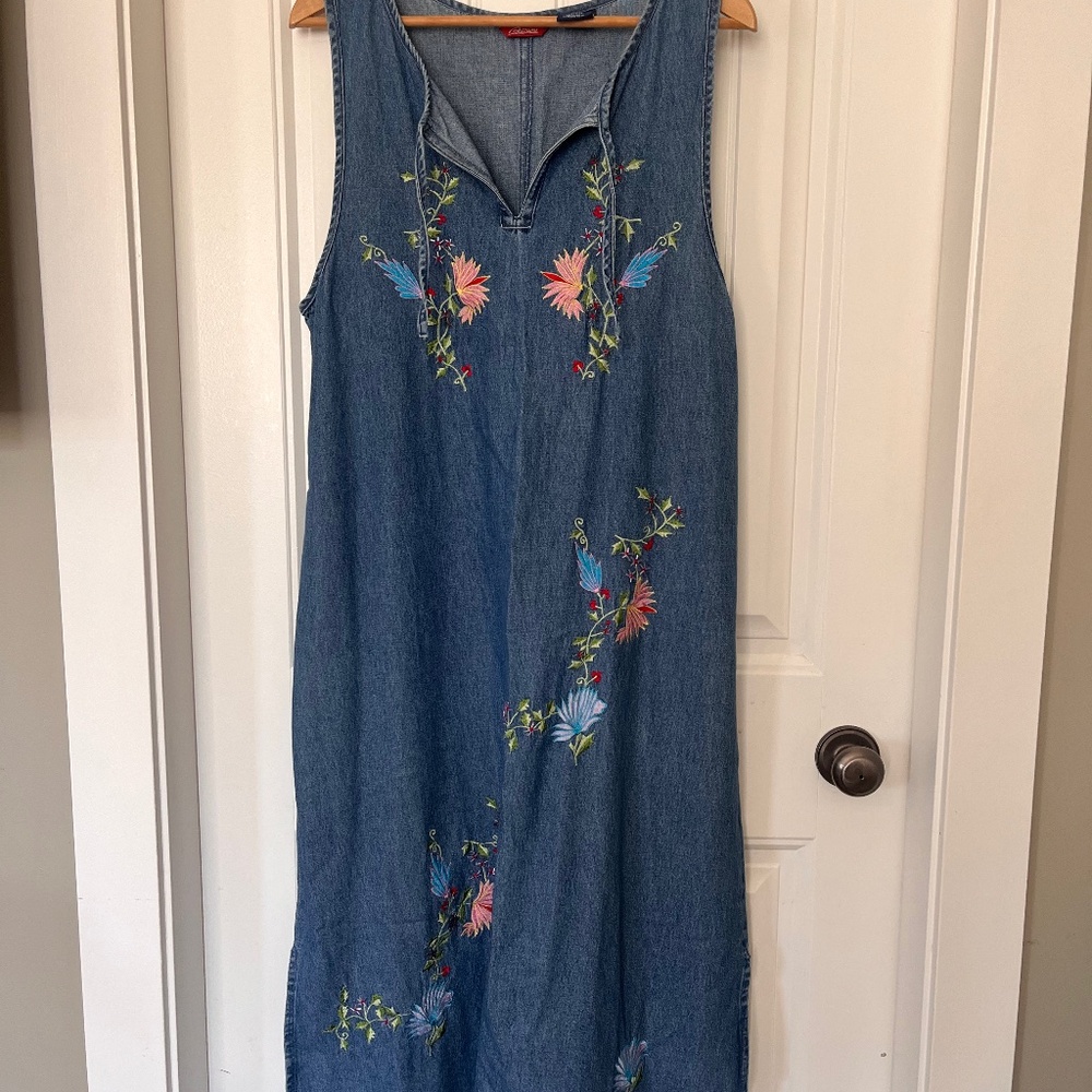 Stunning vintage denim floral embroidered maxi dress